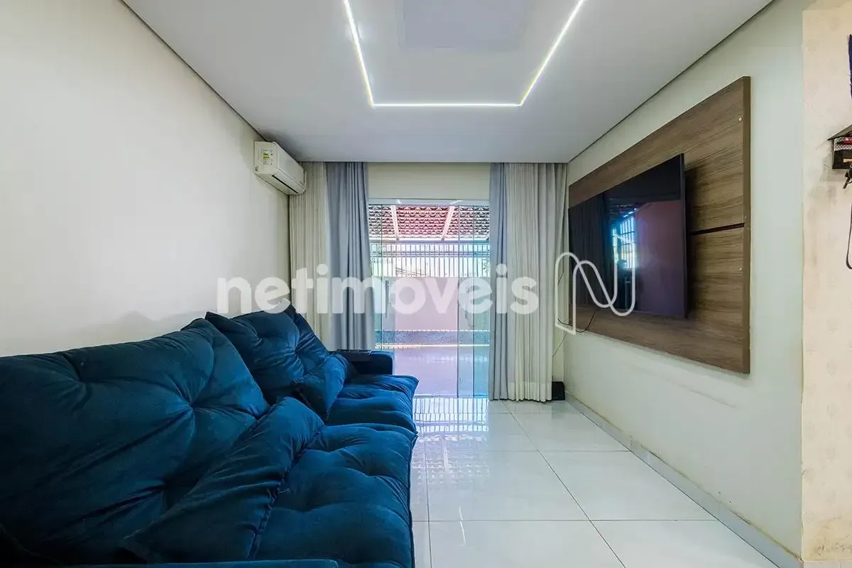 CASA - 3 QUARTOS - QUADRA 602 - RECANTO DAS EMAS Localizada na Quadra 602 do Rec...