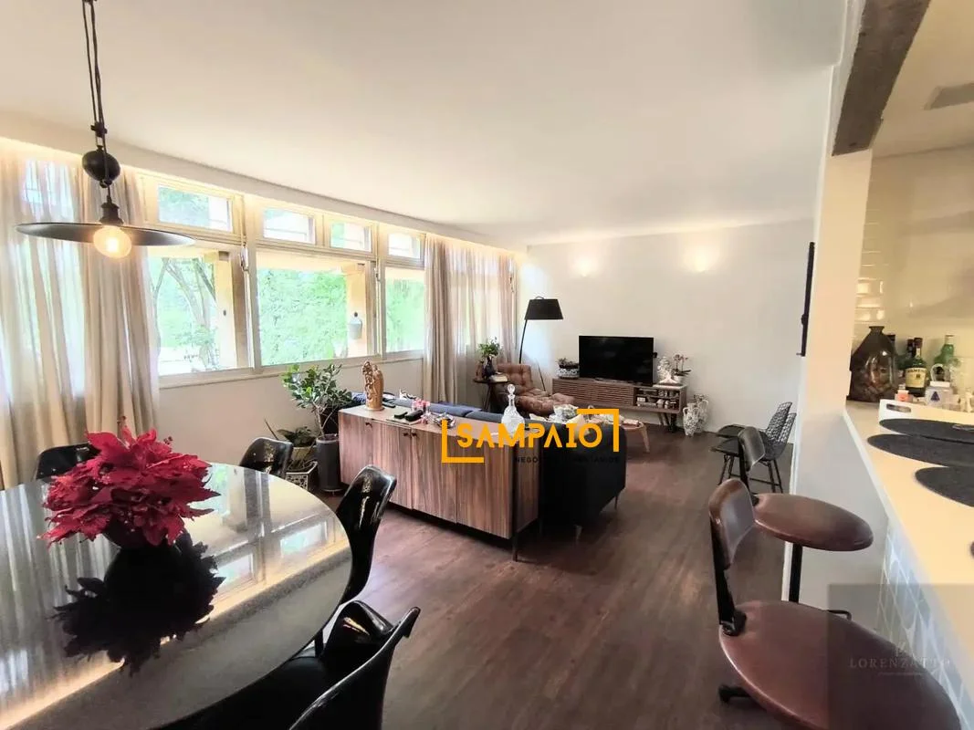 Conquiste seu novo lar na melhor localização de Brasília! Este apartamento de 3 ...