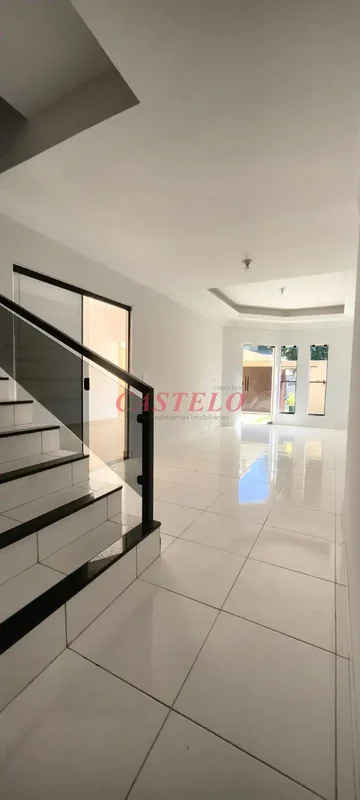 Sobrado LocaçãoRua Issac Newton Qd. 16 Lt. 03 – Jardim da Luz – Goiânia-GO.3 qua...