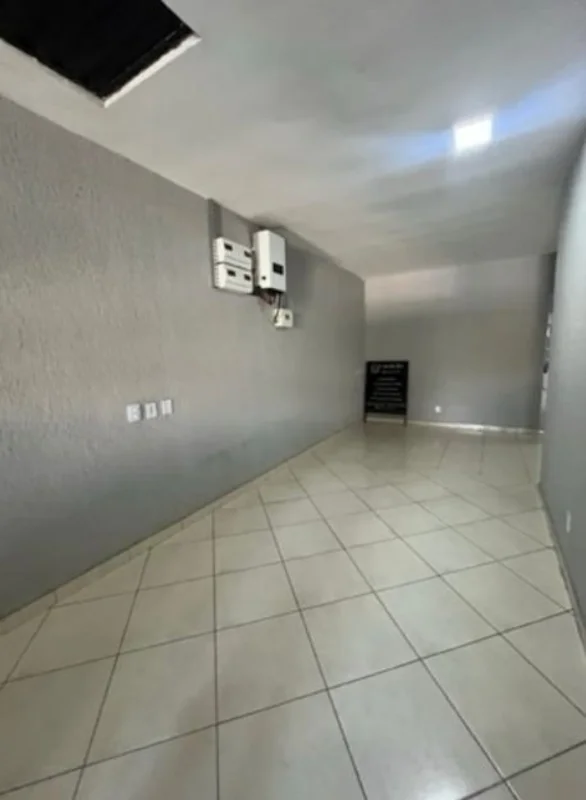 Sala comercial para Locação com 50 Mts dois banheiros sendo um masculino e um fe...