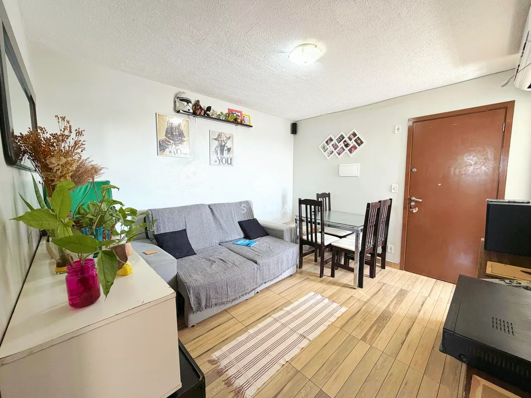 ESPECIFICAÇÕES DO APARTAMENTO:- Sala ampla com ar-condicionado - Varanda com fec...