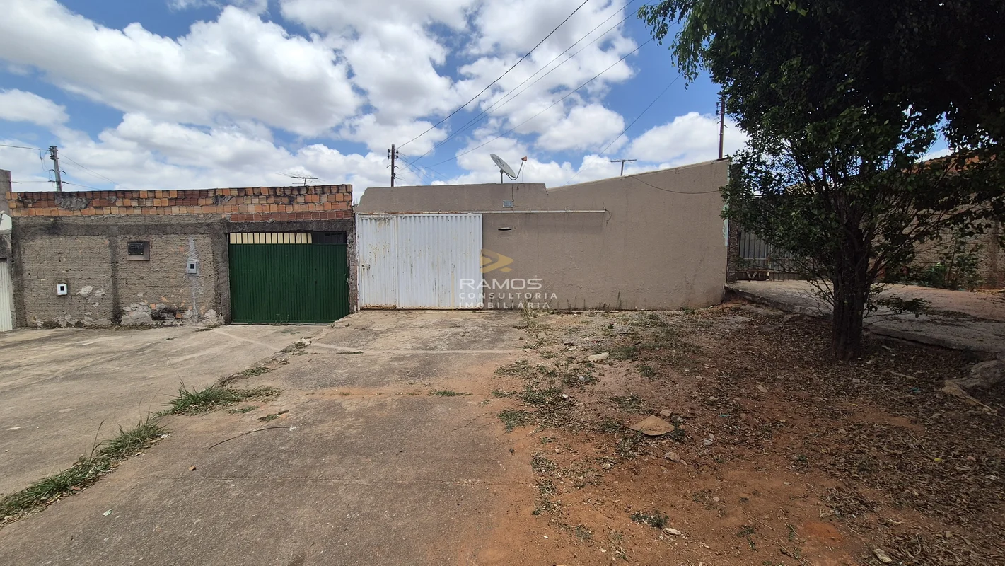Avenida Central - Sobradinho 2Lote 180,00m² (9,00x20,00) com faixa verde 2 casas...