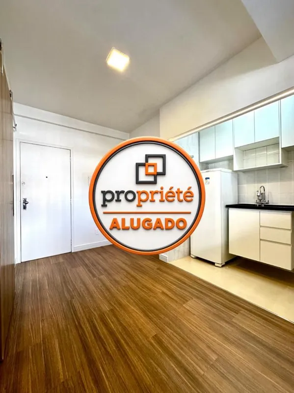 Apartamento Reformado e Semi Mobiliado na Asa Norte ? Excelente Localização!ALUG...