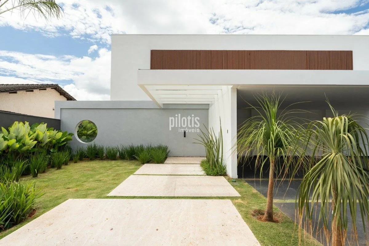 Exclusividade, sofisticação e acabamento impecável definem esta residência única...