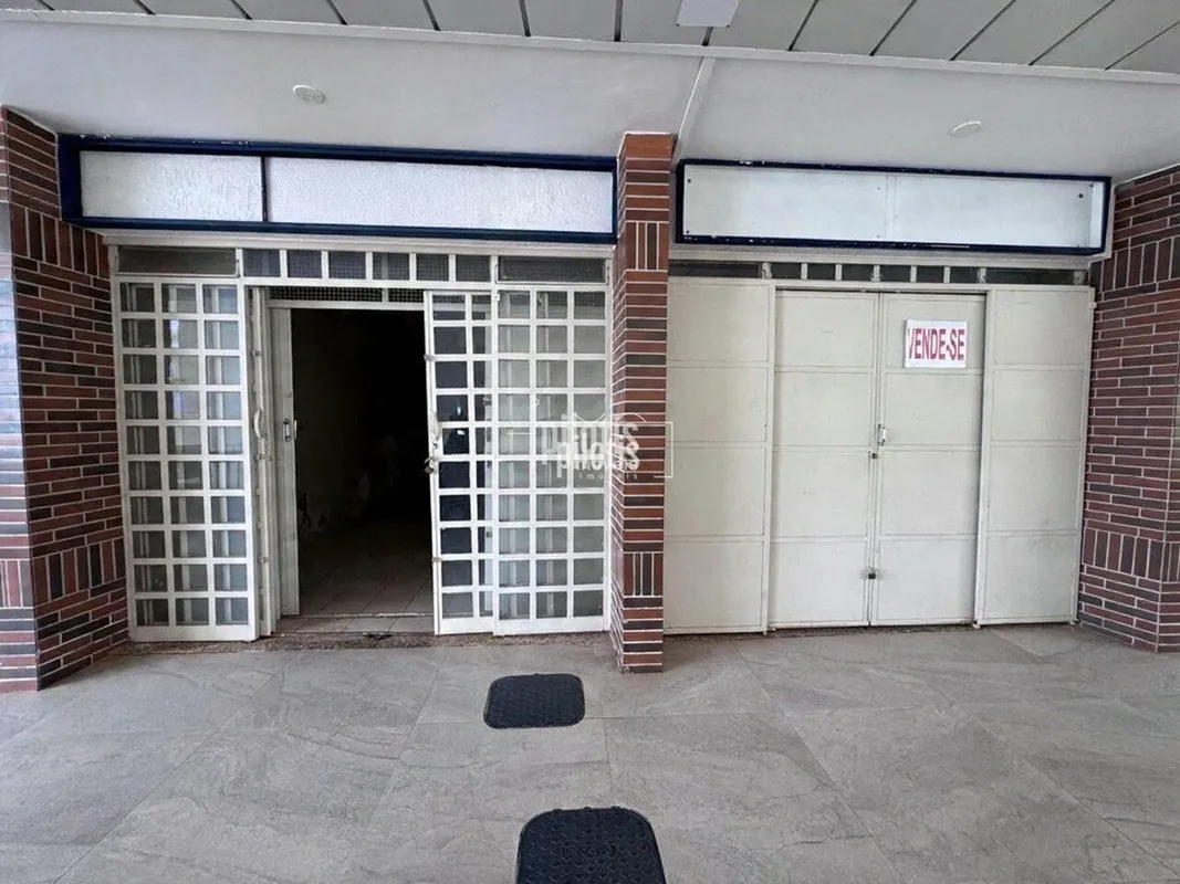 CA 5 - Loja localizada no Edificio Orion!!- Predio residencial e comercial.- Com...