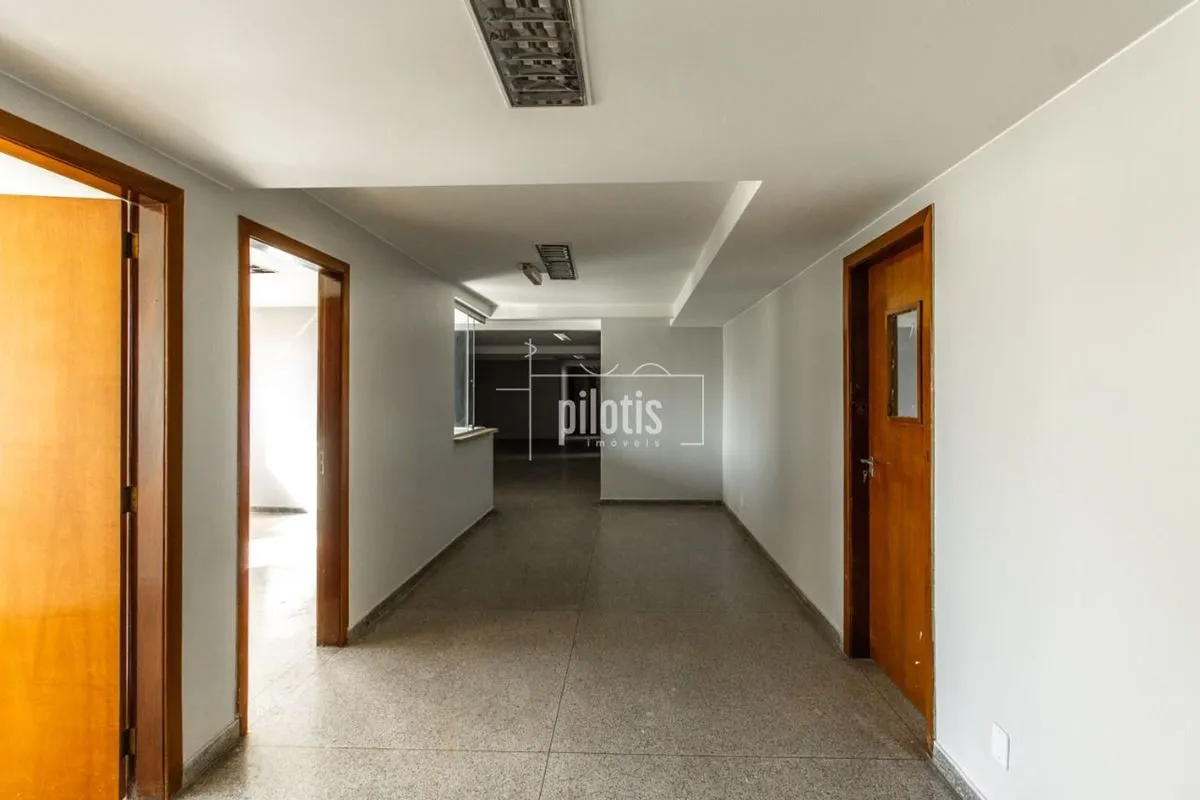 Pilotis Imóveis aluga primeiro pavimento de prédio comercial no ParanoáIdeal par...