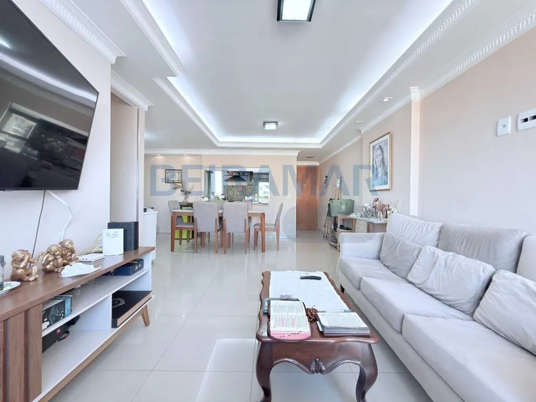 Apartamento de 3 quartos para venda Ed. Maestri.Este apartamento oferece espaço,...