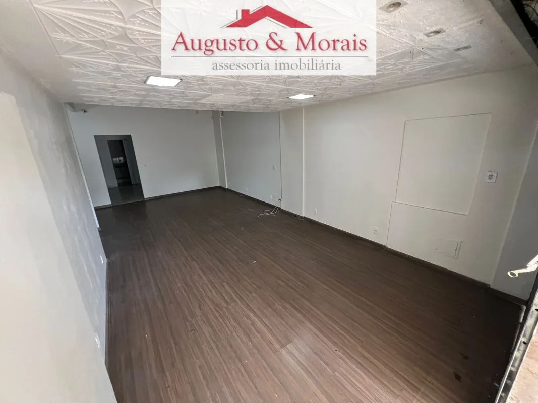 LOJA COM BANHEIRO.ENTRE EM CONTATO AGORA MESMO E AGENDE UMA VISITA.(61)98428-881...