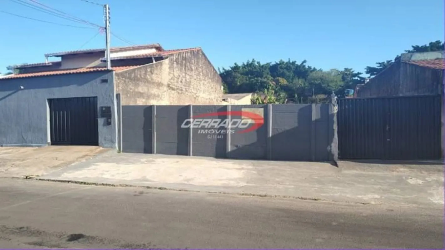 Lote nascente, plano, escriturado !Ideal para galpão, construção casas e espaço ...