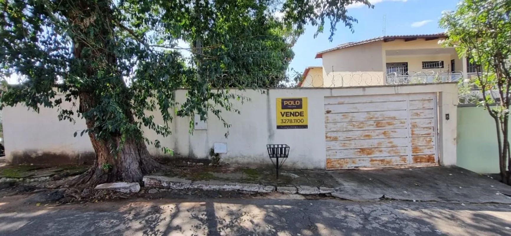 Casa Espaçosa com Área Gourmet e Piscina – Conforto e Segurança para sua Família...