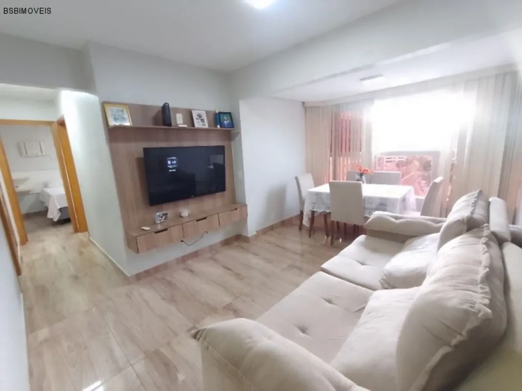 BSB IMÓVEIS APRESENTAExcelente apartamento reformado, pronto para morar, com loc...
