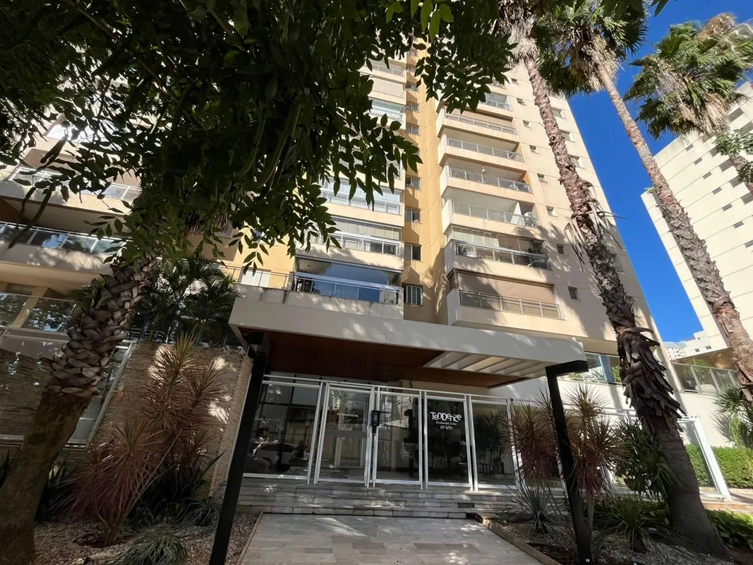 Apartamento com ambientes aconchegantes e excelente aproveitamento interno, comp...