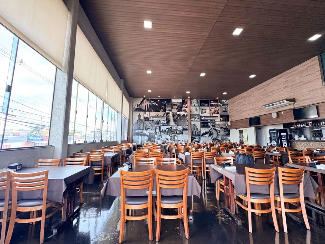 TERRENO COMERCIAL À VENDA – SETOR SUL Excelente oportunidade para investidores e...