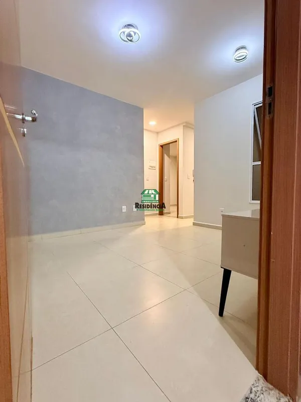 2 quartos, sendo um deles com guarda-roupa amplo planejado;Banheiro com acesso p...