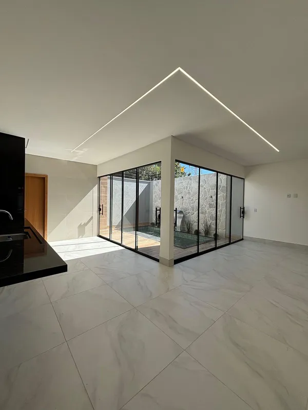 Casa à venda – Bairro Cardoso | Aparecida de GoiâniaPróxima à Av. Rio Verde, a 4...