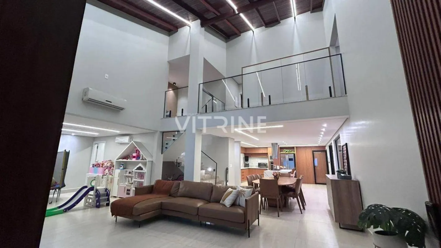 Linda casa contemporânea, localizada no melhor condomínio da Ponte Alta do Norte...