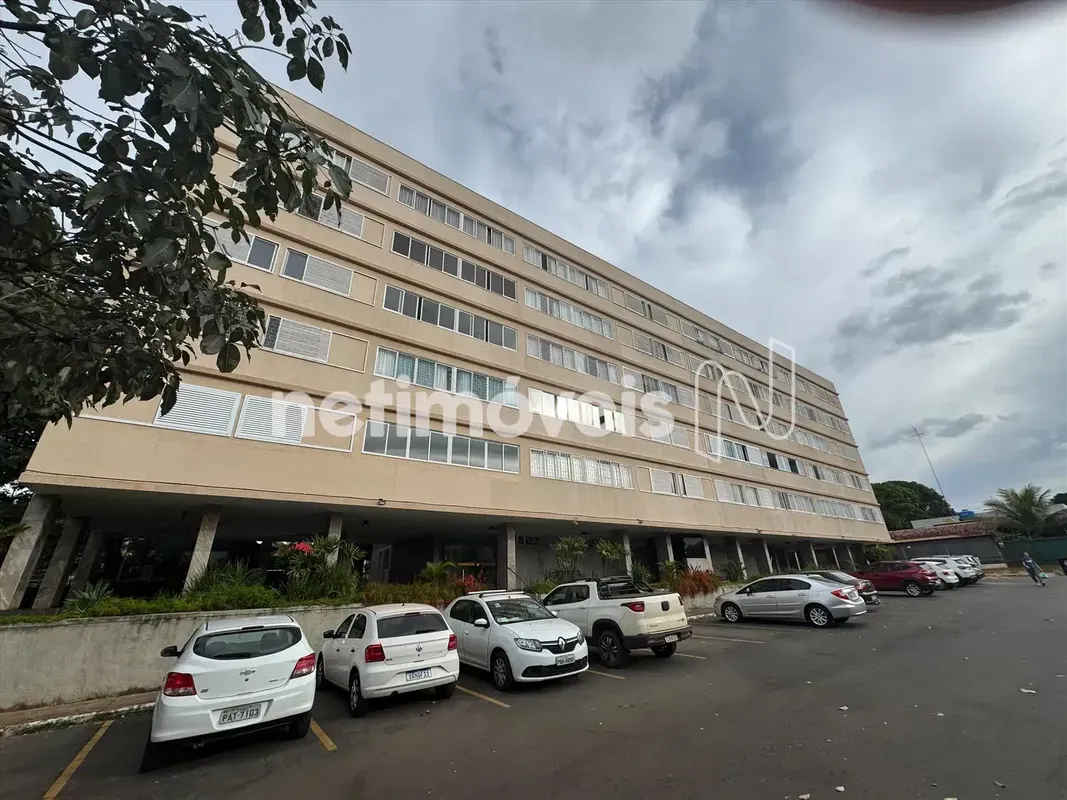 O Verdadeiro Significado de Viver com Espaço e Liberdade Com 122m² de área priva...