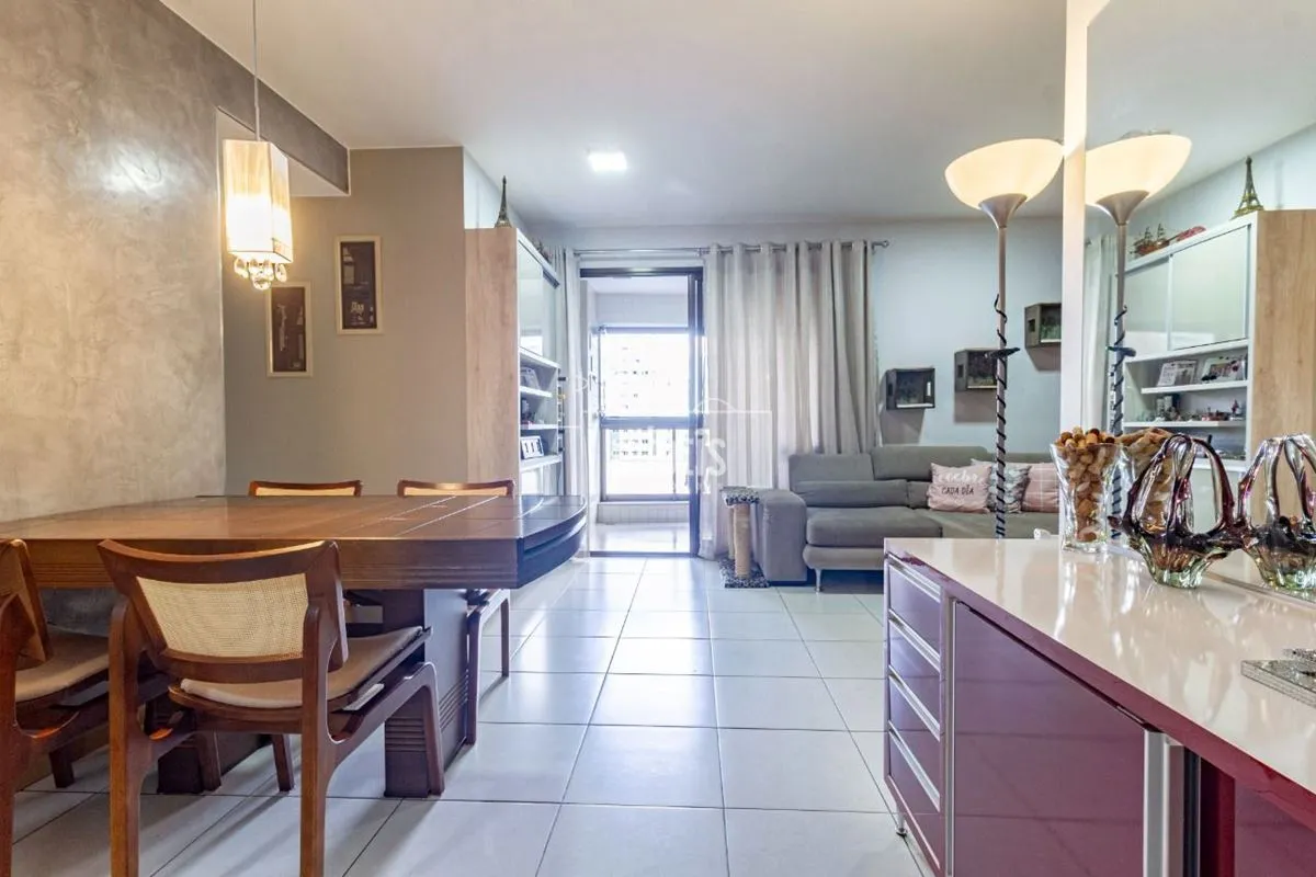 Apartamento dos sonhos com 106m² de área privativa!- 4 Suítes (2 Plenas e 2 Semi...