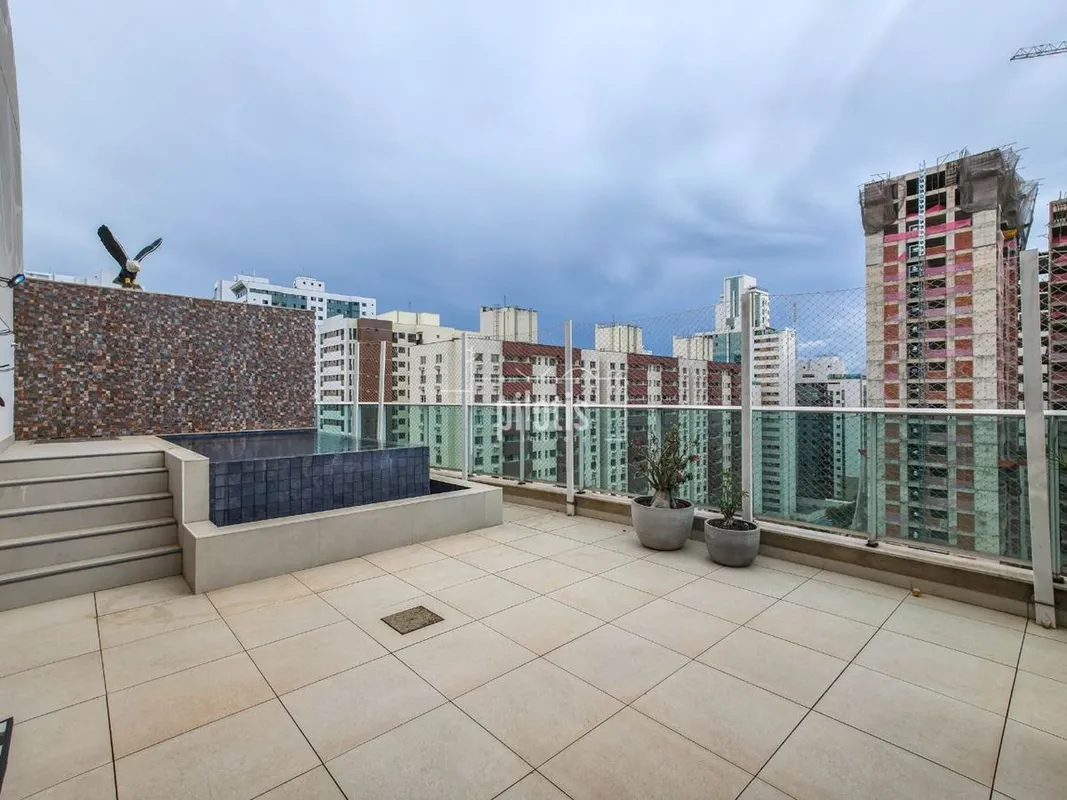Sala com 2 ambientesVaranda com piscina de borda infinita e aquecidaEspaço gourm...