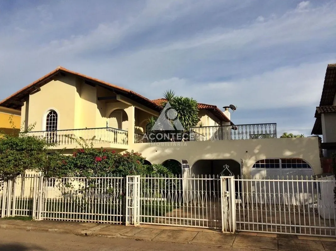 CASA SOBRADO COM 1.200m² DE TERRENO E ÁREA DE LAZER COMPLETA NO LAGO SULUma exce...
