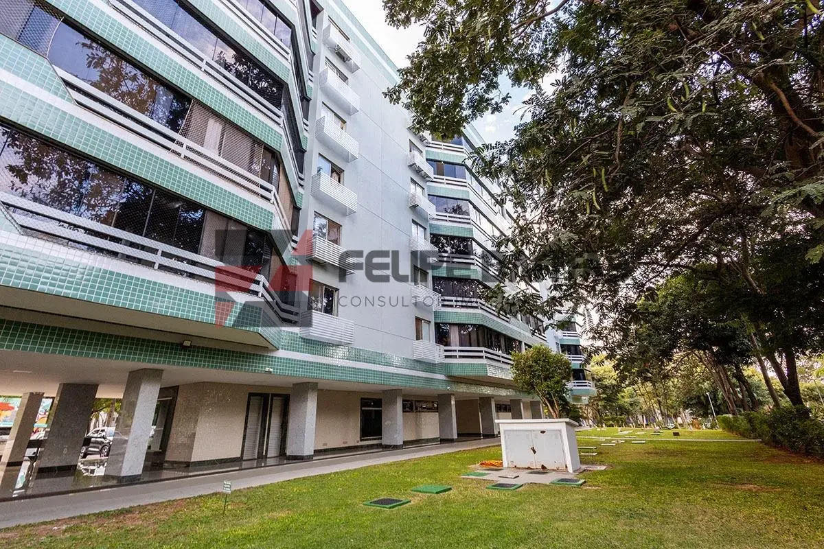 SQN 208 Norte | O charme de viver cercado pelo verdeImagine chegar em casa e enc...