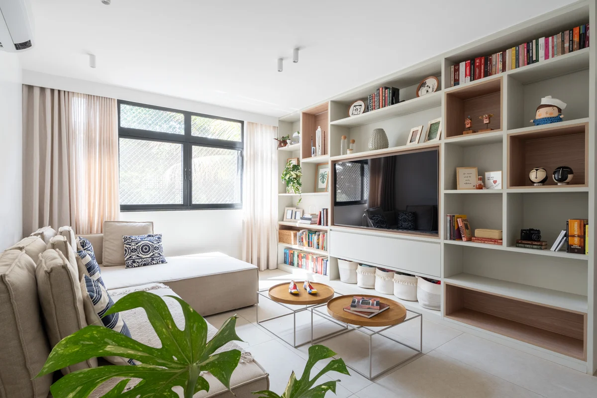 Apartamento de 125,30 m2 de área útil e com uma reforma realizada pelo escritóri...