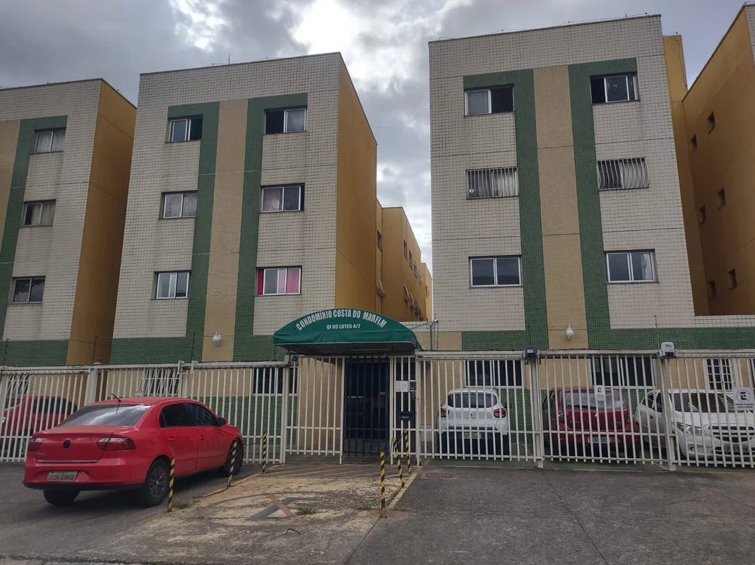 APARTAMENTO À VENDA – EDIFÍCIO COSTA DO MARFIM. Excelente oportunidade para quem...