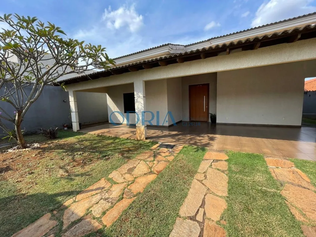 CONDOMÍNIO VITÓRIA RÉGIA | LOTE 600m² | PISCINA AQUECIDA | ÁREA GOURMET COMPLETA...