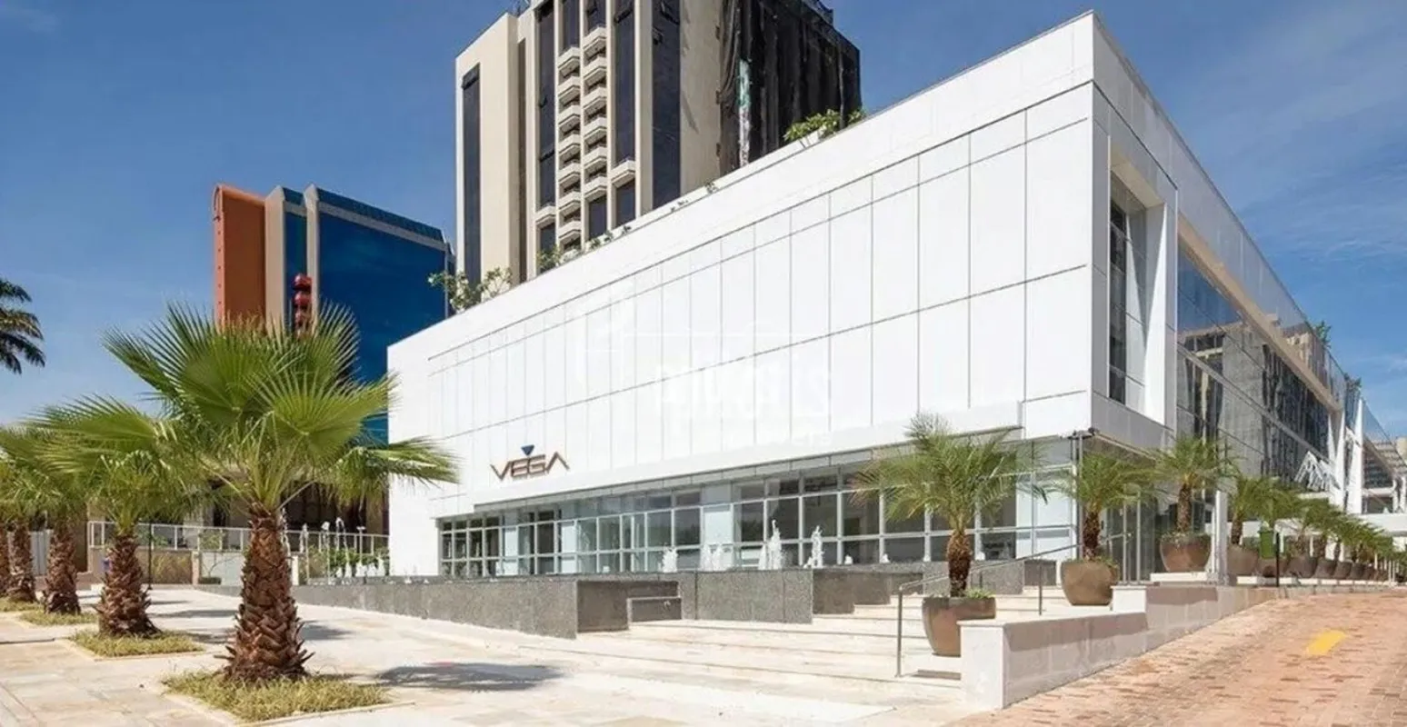 Pilotis Imóveis Aluga Loja comercial na Asa NorteVenha instalar seu negócio na á...
