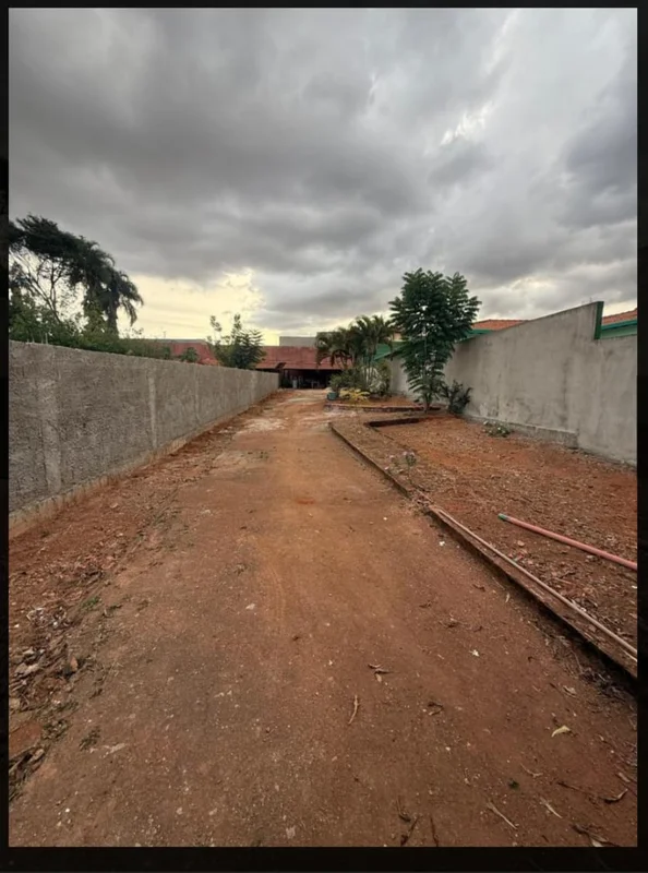 Vicente Pires Imóveis - VENDE UM EXCELENTE LOTE - LOTE 419 METROS- FRENTE 9,20 -...