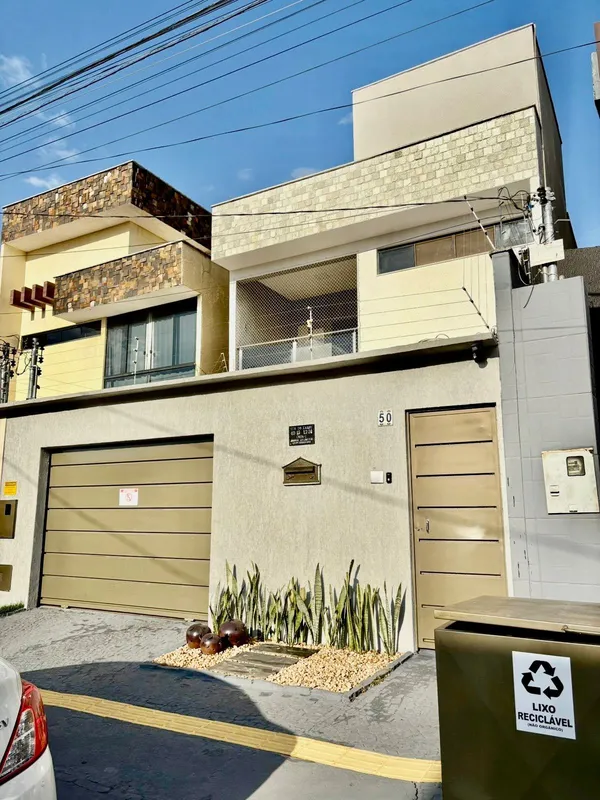 Sobrado à venda no Jardim Atlântico | R$ 999.000 234 m² construídos | 270 m² de ...