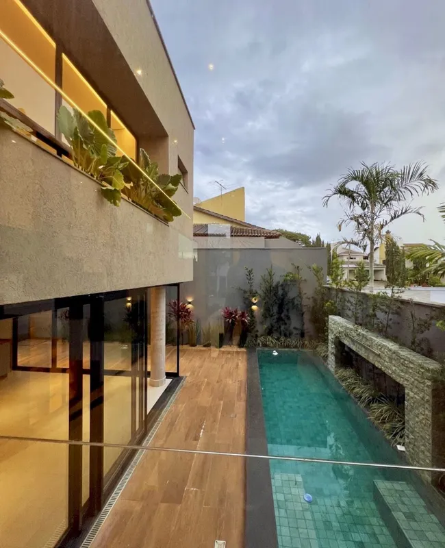 Jardins MadriSobrado novo em localização privilegiada do condomínio!Possui 290m2...