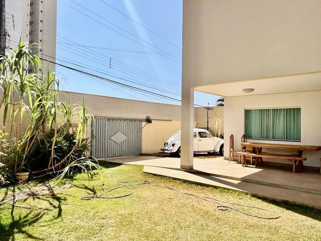Sobrado Alto Padrão - Village Veneza (ao lado do Setor Eldorado) R$ 1.100.000,00...