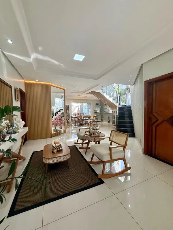 Condomínio Residencial Granville Excelente SobradoPiso superior com 4 suítes ple...