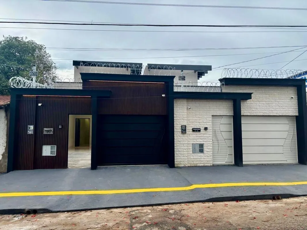 Casa Moderna no Jardim Vila Boa | Ótimo Padrão de Acabamento R$ 610.000 180 m² d...