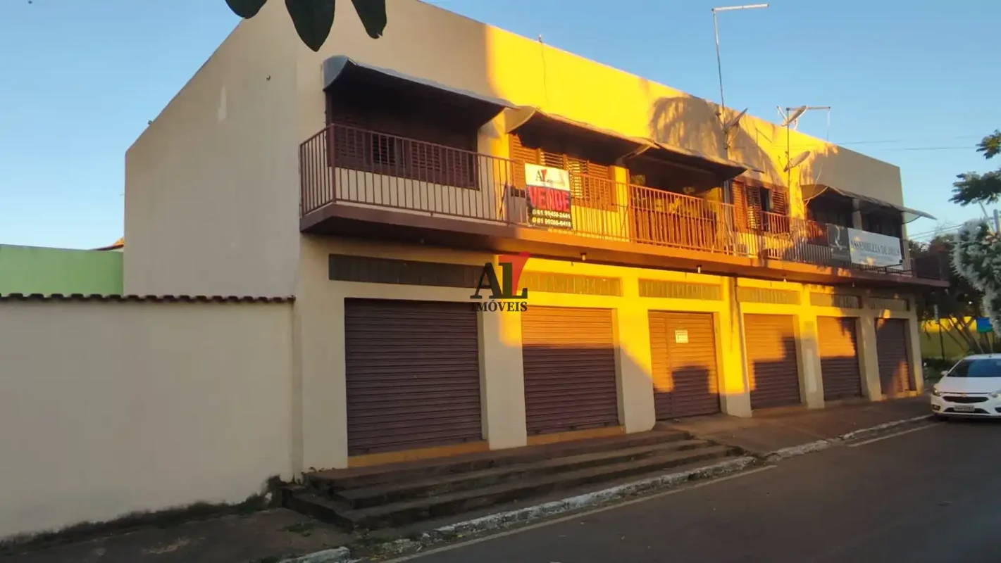 OPORTUNIDADE IMPERDÍVEL DE INVESTIMENTO EM PLANALTINA/DF! PRÉDIO COMERCIAL E RES...