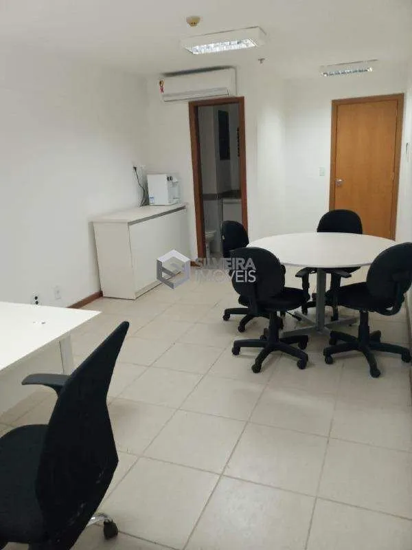 Oportunidade Única: Sala com Banheiro no Edifício Deck NorteProcurando por um es...
