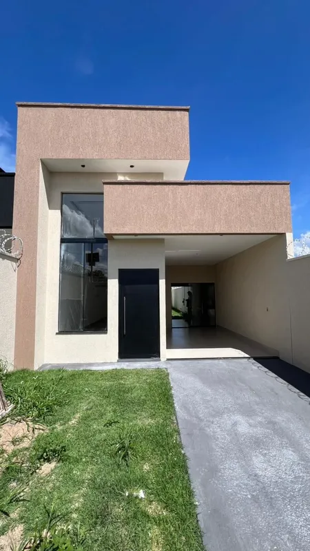 •3 quartos, sendo 1 suíte•Sala com pé-direito duplo, garantindo excelente ilumin...