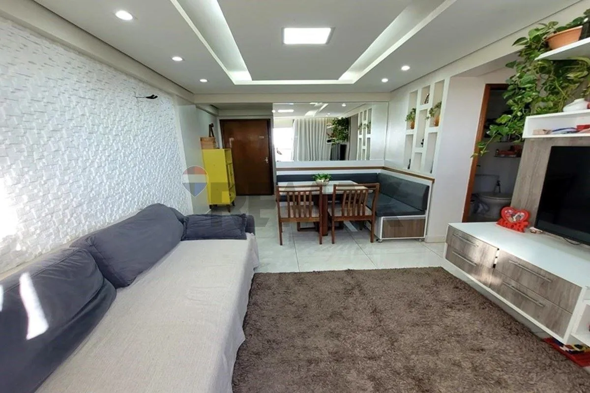 Apartamento completo e reformado no Residencial Maria Luiza, no 7º andar, com 2 ...