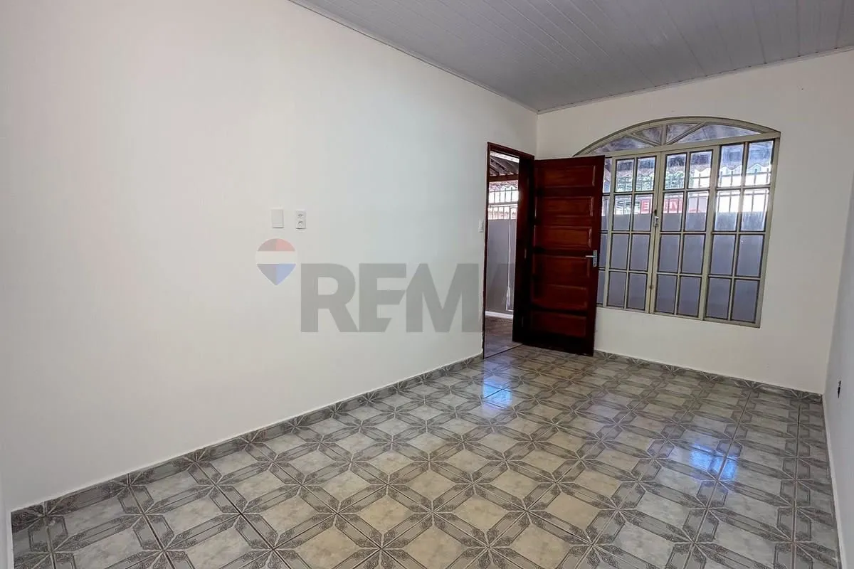 Descubra esta excelente oportunidade de morar no coração de Paranoá, Distrito Fe...