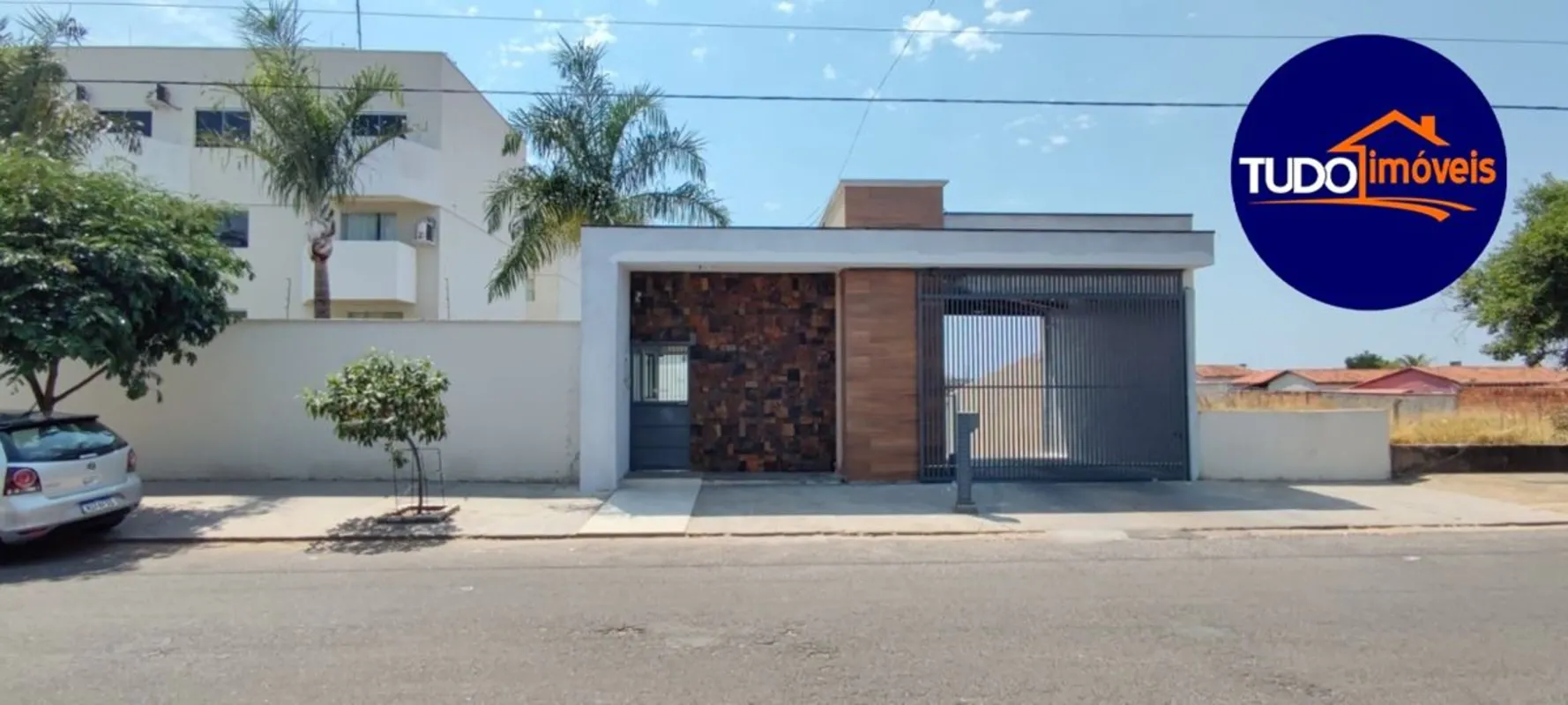 Apartamento à venda em Caldas Novas-GO, no bairro Estância Itaici, com 2 quartos...