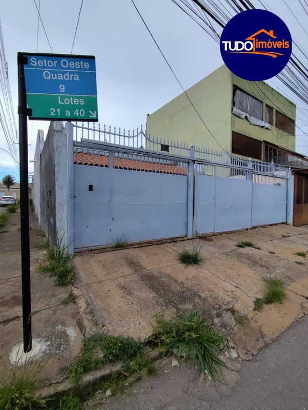 Casa à venda no Setor Oeste (Gama) em Brasília-DF 275,00 m² de área Aproveite es...