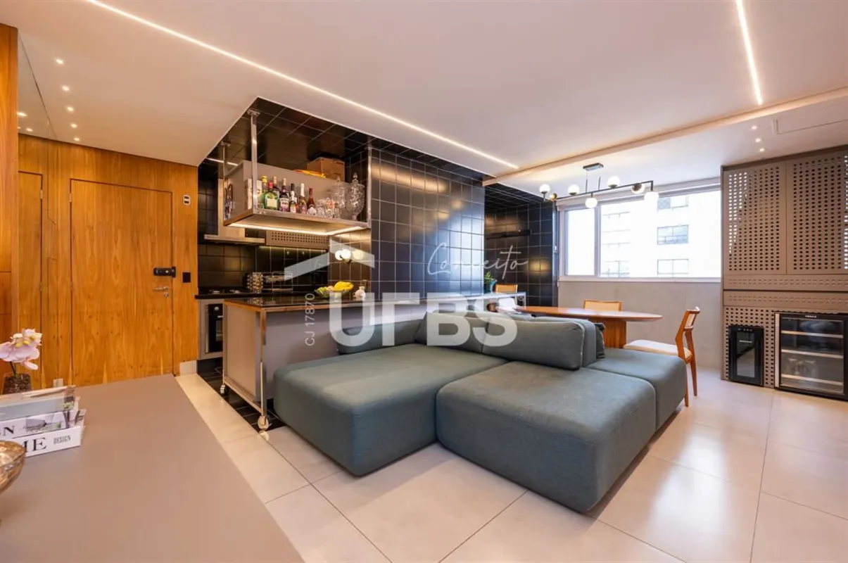 COD U-0032903 - Apartamento mobiliado à venda | 2 suítes | 67 m² | 1 vaga | Acei...