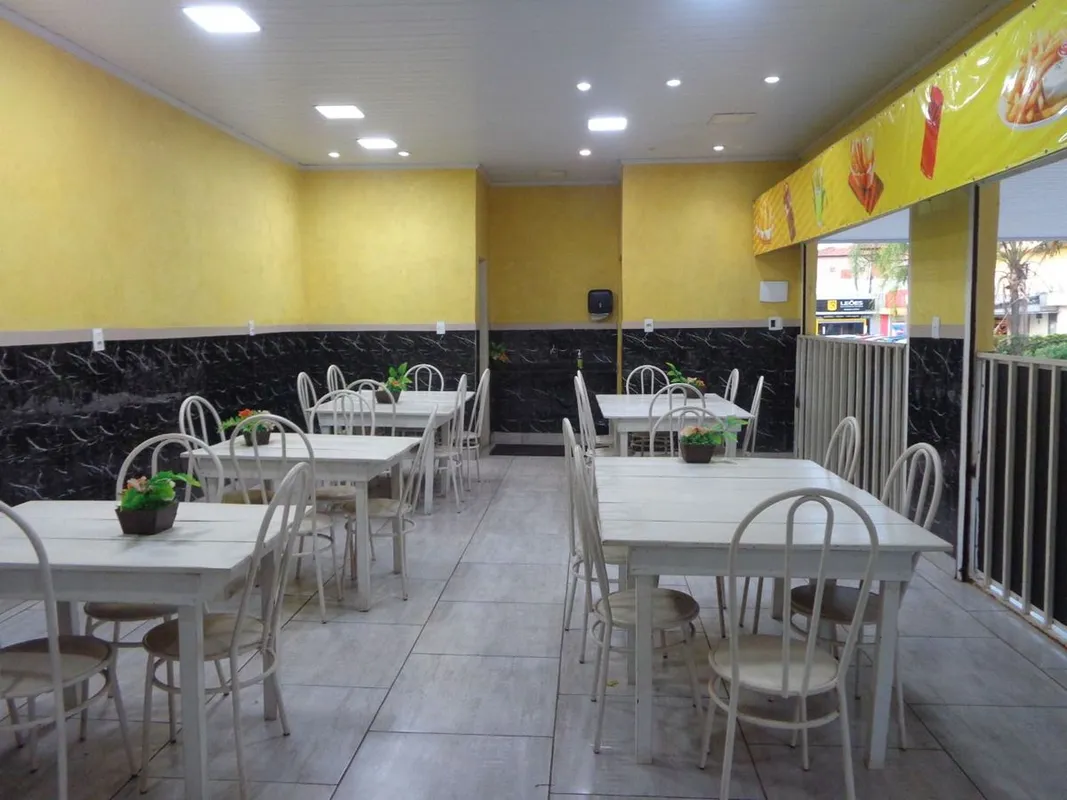 LEÕES DA CORRETAGEM VENDE O IMÓVEL QUE VOCÊ PROCURAO melhor ponto comercial de A...