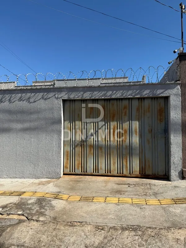 (ID 02) Casa à Venda no Setor Aeroporto Sul em Aparecida de GoiâniaConforto, pra...