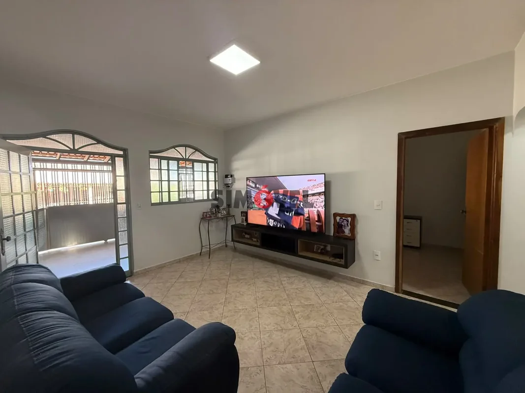 90m², na laje, 3 quartos, suíte, cozinha com armários R$: 495.00 e Aceita Financ...