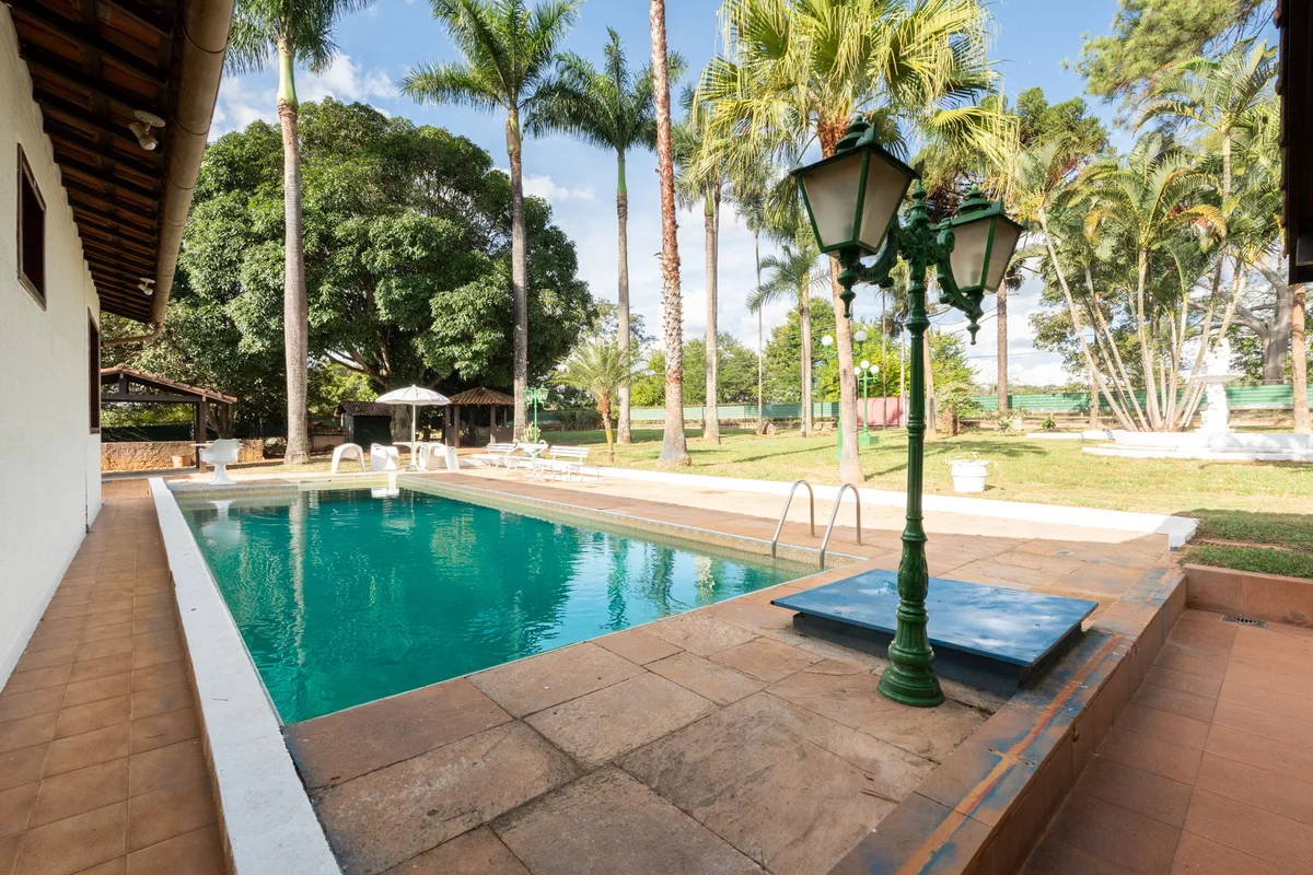 !!! Qi 27 * CASA TERREA * 3.000 M2 de LOTE * LOTE SUPER BEM LOCALIZADO !!!*** OP...