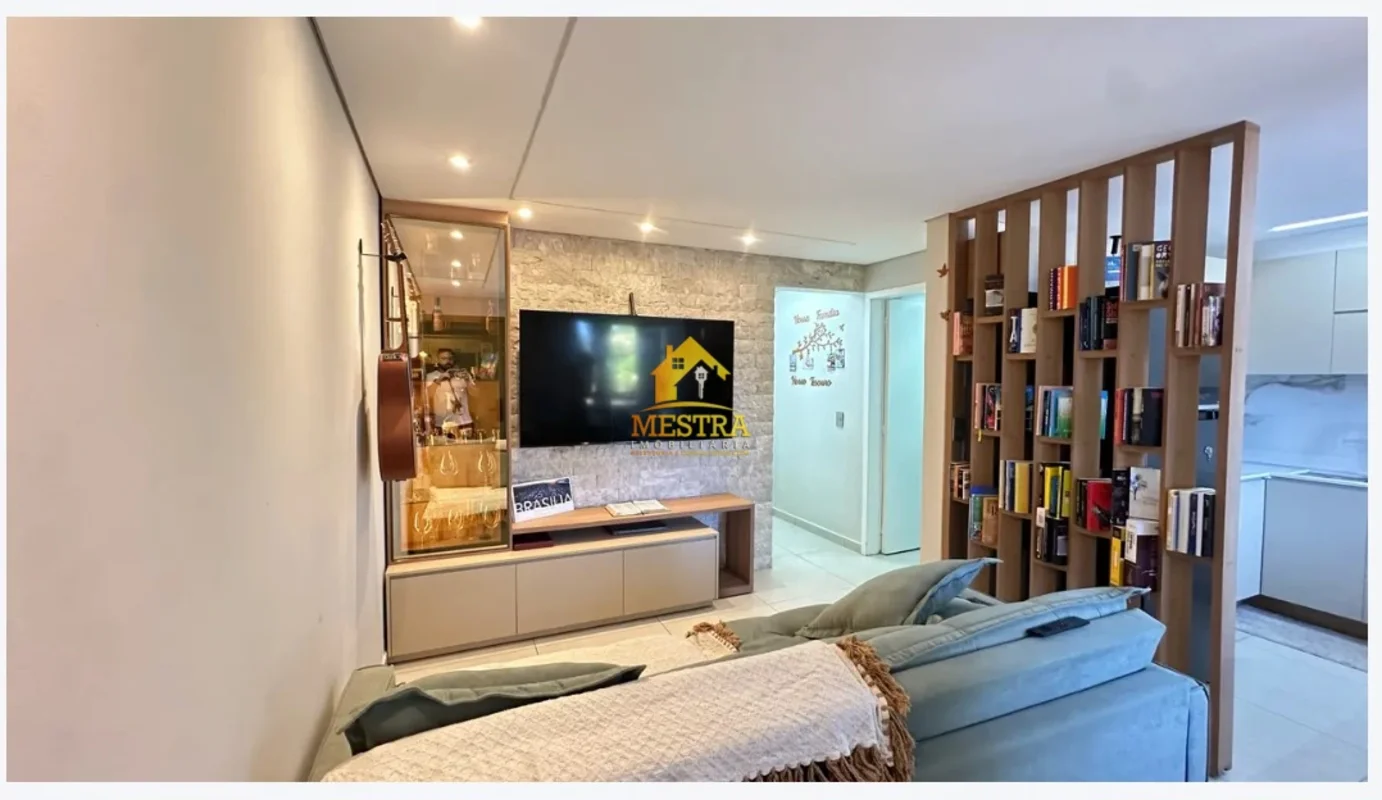 Lindo Apartamento Vazado e Totalmente Reformado no Lúcio CostaSiga no Instagram:...