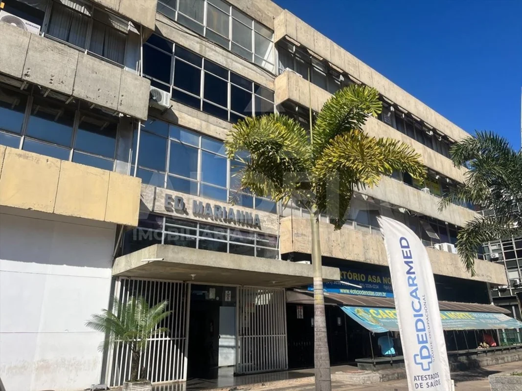 Ótima sala comercial, pronta para uso, localizada em uma das regiões mais movime...