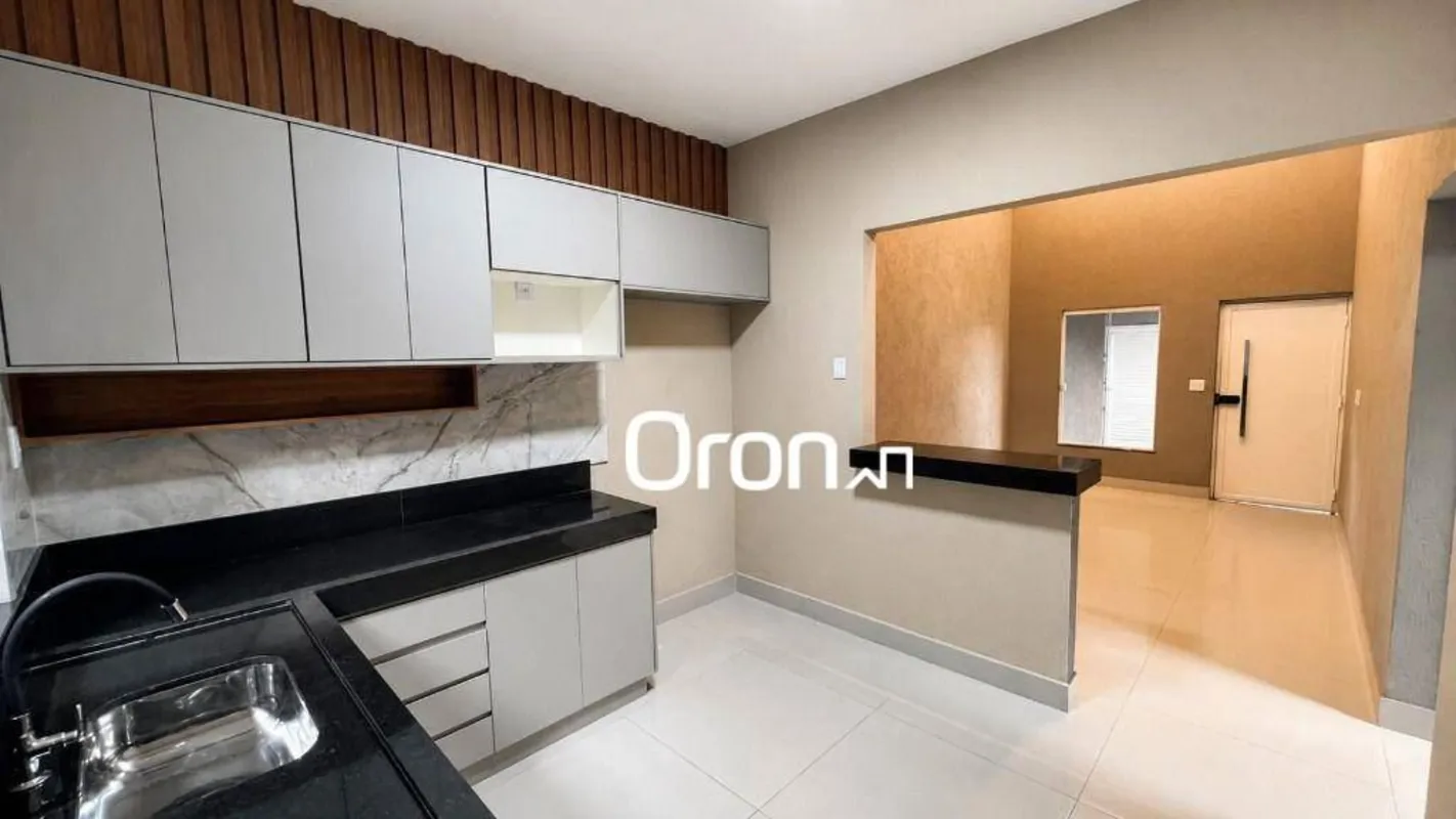 CÓDIGO DO IMÓVEL: CA2156LOCALIZAÇÃO:Com fácil acesso à GO-070.AMBIENTES:Sala de ...